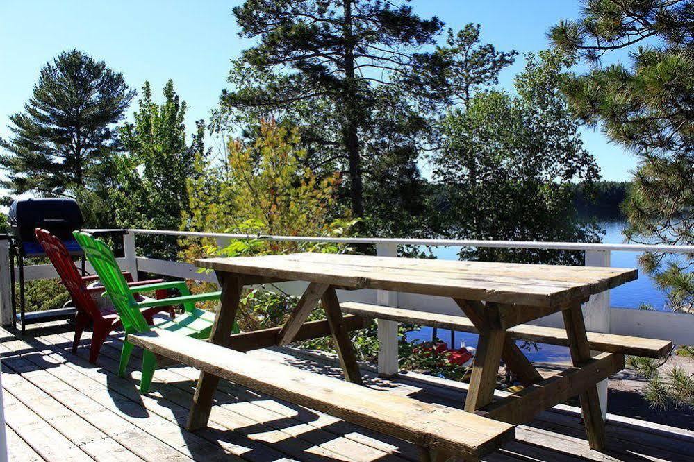 Mashkinonje Lodge Lavigne Екстериор снимка
